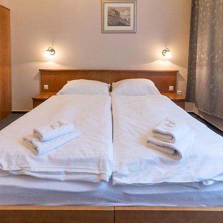 Hotel Slovan Plzeň Dış mekan fotoğraf