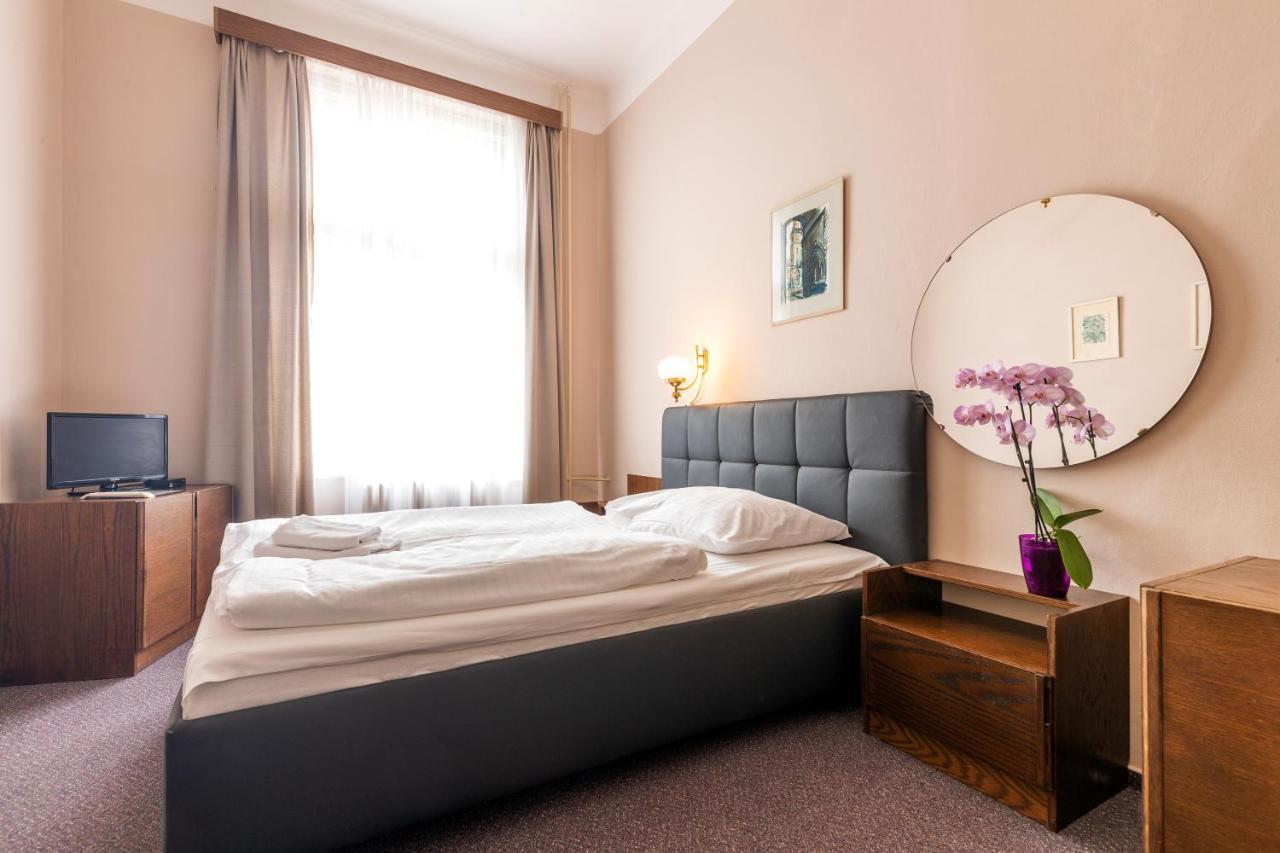 Hotel Slovan Plzeň Dış mekan fotoğraf