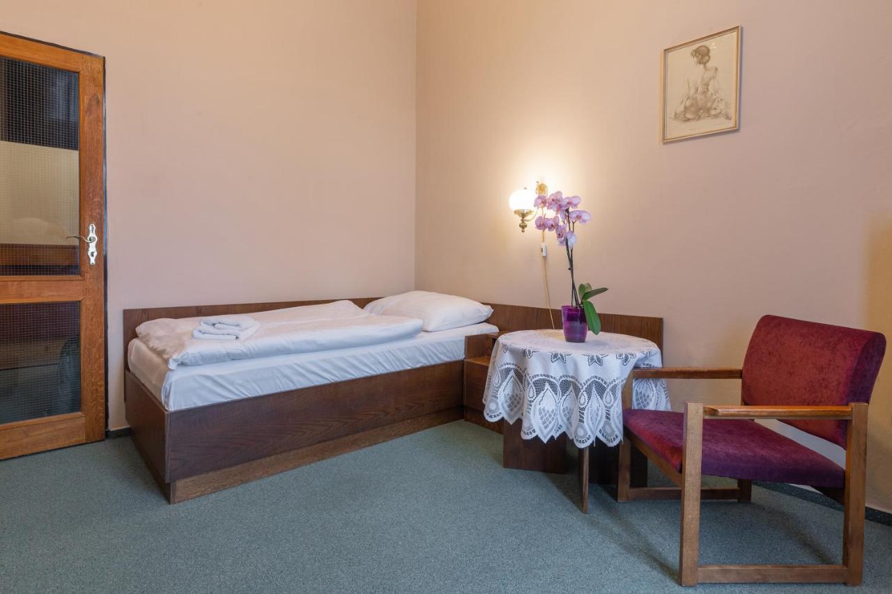 Hotel Slovan Plzeň Dış mekan fotoğraf