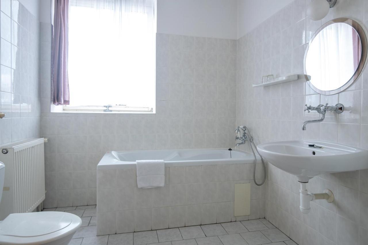 Hotel Slovan Plzeň Dış mekan fotoğraf
